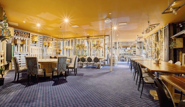 Archibald Hotel
