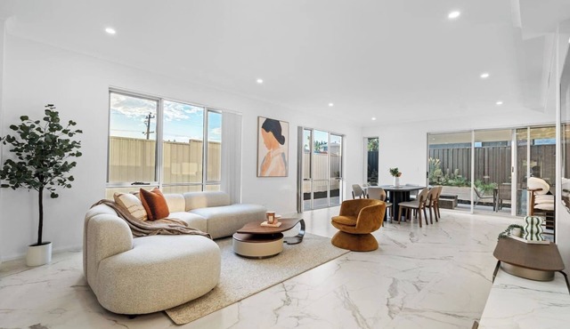 Art Residence – Luxury Coastal Stay in Hillarys