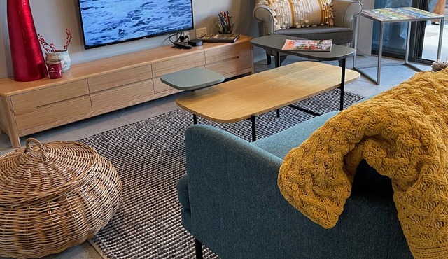ARTNEST GETAWAY Walk to the beach - dog friendly