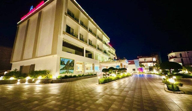 Asian Buddha Hotel