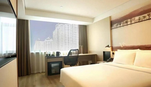 Atour Hotel Beijing Guomao Jingsong Railway Station