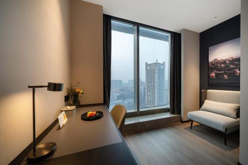 Atour Hotel Chongqing Longhu Star Avenue Shiqiaopu