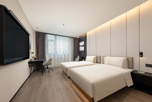 Atour Hotel Hangzhou Longxiangqiao Subway Station West Lake Lakeside