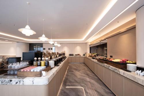 Atour Hotel Kecheng Sports Center, Quzhou