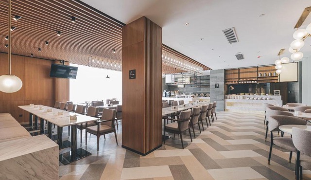 Atour Hotel Ningbo Jishi Harbor Outlets