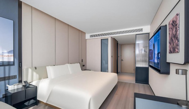 Atour Hotel Shenzhen Baoan Liutang Subway Station
