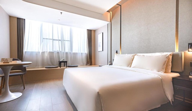 Atour Hotel (Wuhan Qingshan Peace Park)