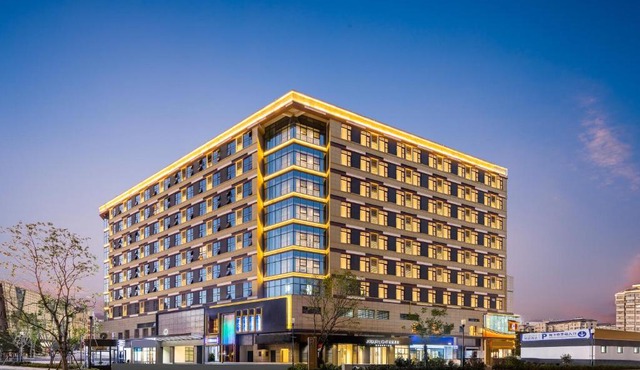 Atour Hotel Wuxi Meili Ancient Town Jinglong Plaza