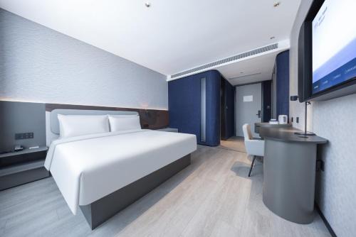Atour Light Hotel May Fourth Square, Qingdao University, QINGDAO
