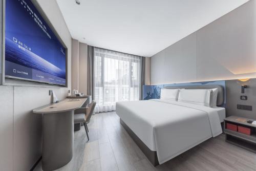 Atour Light Hotel Zhuhai Xiangzhou Mingzhu Station