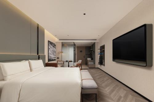 Atour S Hotel West Square Wuhan Station