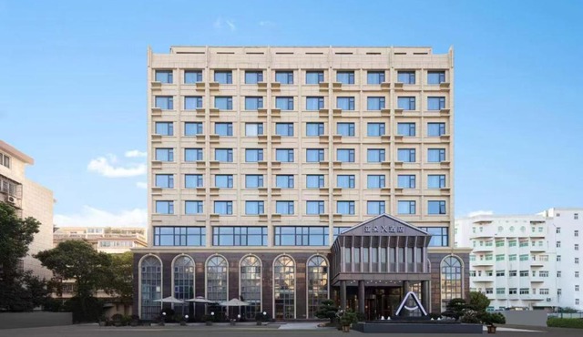 Atour X Hotel Ningbo Zhenhaizhuang Avenue