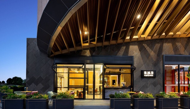 Atwell Suites Shanghai Wuning by IHG