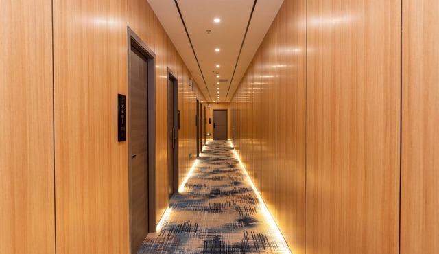 Aura Crane Hotel Shenzhen Nanshan Xili Metro Station Branch