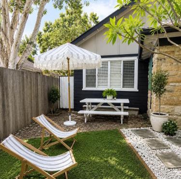 Avalon Beach Cottage- The Islander
