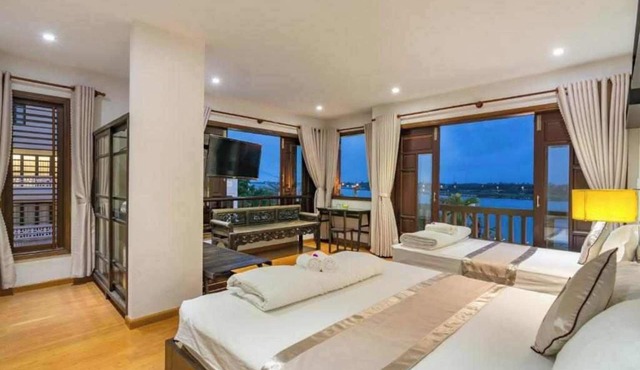 B'Lan Riverside Villa
