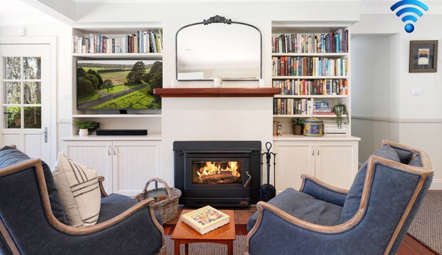 Balmaghie - charming, secluded 7 acre rural retreat in the Southern Highlands