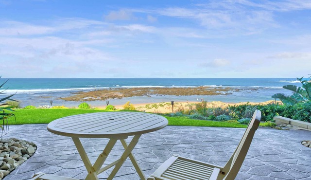 Beachfront Blue Bay | Ocean Views & Spa Bath