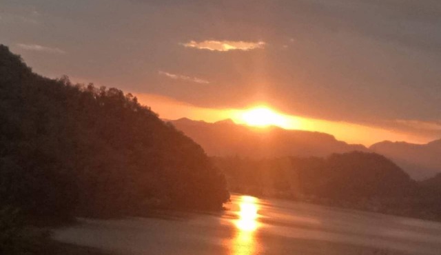 Begnas lake front rental home