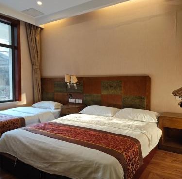 Beijing Huiqing Garden Bussiness Hotel