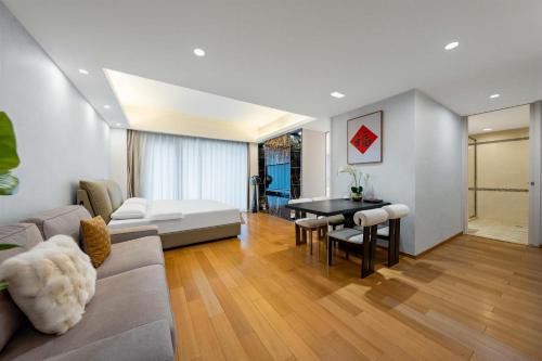 Beijing Shimao TNT Apartments