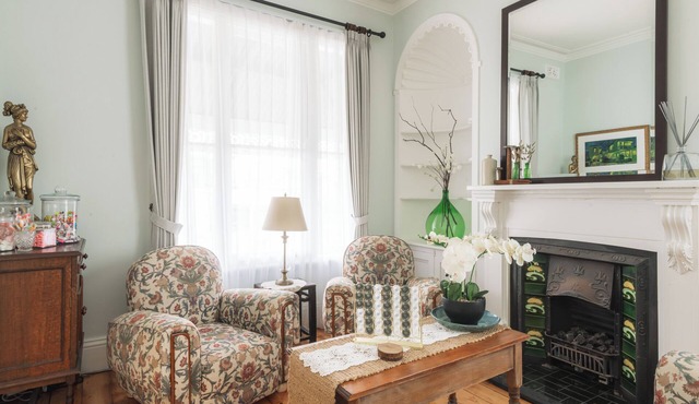 Benambra Queenscliff - Rosebud room