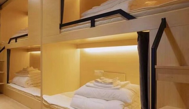 Biancheng International Youth Hostel