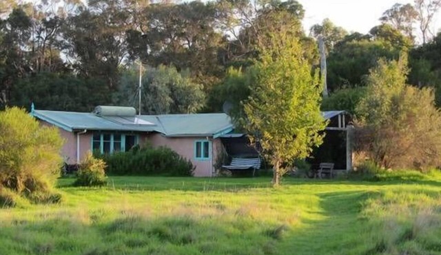 Birchfield Farmstay Chalet