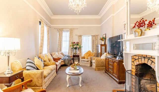 Blackwood House