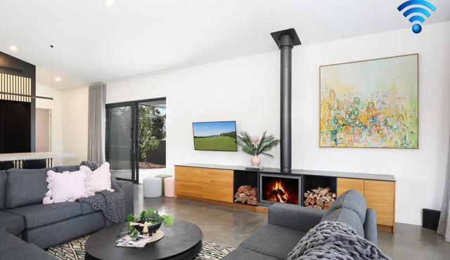 Blackwood Manor Retreat - unforgettable moments for large families or groups.