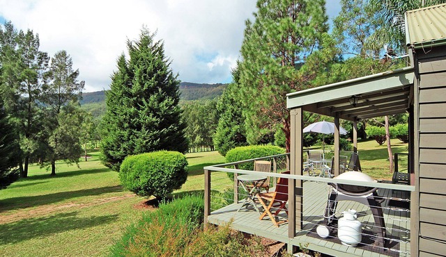 Blue Gums Cottage, cosy, quiet with sensational views, full bed linen service