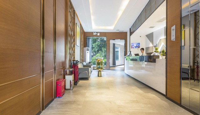 Borrman Hotel - Guangzhou East Railway Station Meihuayuan Subway Station