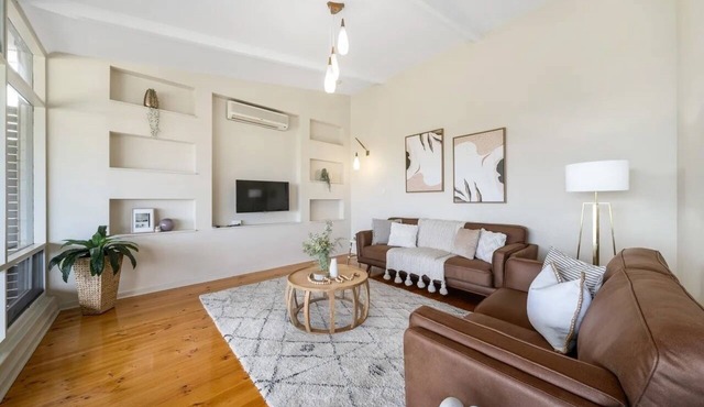 Braeside View a coastal haven for families/couples