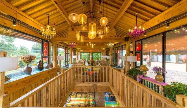 C'est La Vie Boutique Inn