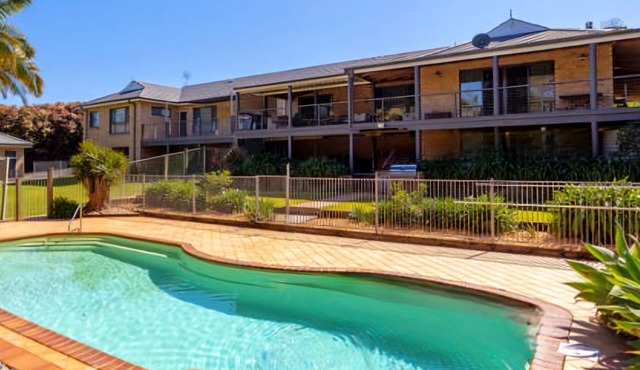 Cape Oasis Forster Pool, Spa, Pet friendly! Book now and SAVE UP TO 25%