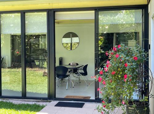 Carlingford Garden Hideaway-Entirely Private
