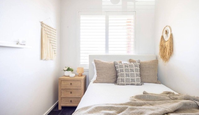 Caves Coastal Escape–Beachside, Fireplace, Slps 11