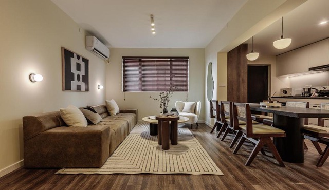 CELLO - Entire apartment near Jing'an temple, 4bedrooms, for group trip