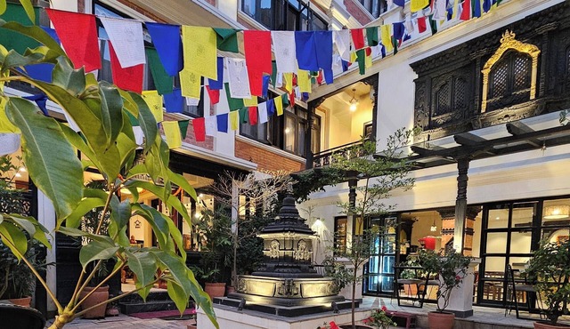 Central Courtyard - Heritage Hötel & Artisan Café