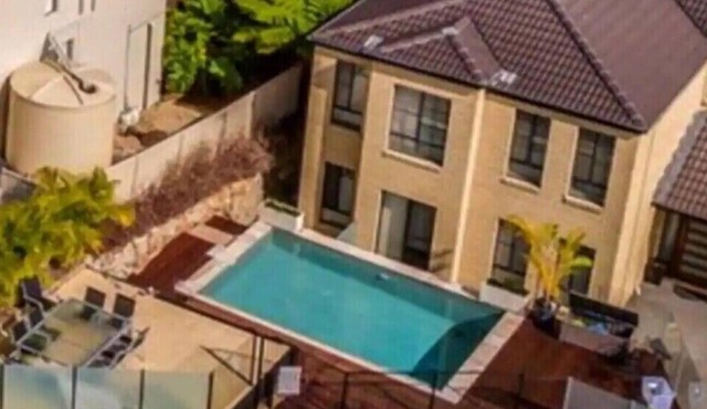 Central to Theme Parks, Major Beaches, Attractions - Sleeps 2 - Shared Pool
