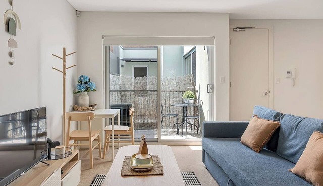 Centrally Located Pyrmont Paradise with Patio
