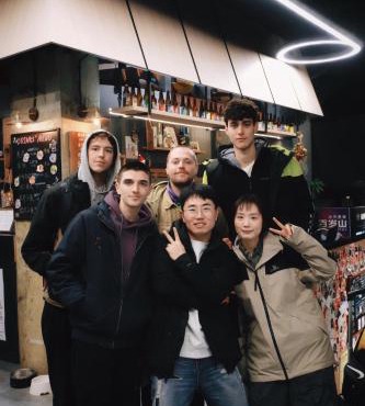 Chengdu Desti Youth Park Hostel Chunxi Road-24H Reception& English Service& Cafe& Bar& Luggage Storage& Large Public Area