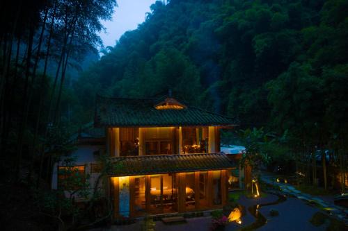 Chengdu Qionglai Shouzhuo Homestay