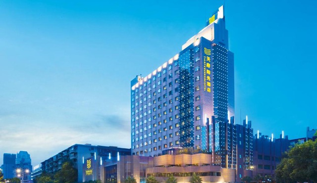 Chengdu Tianfu Sunshine Hotel