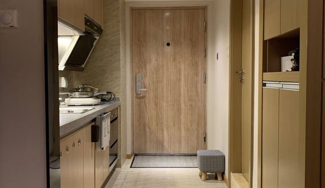 Chic 2-bedroom apartment with AC, WiFi in vibrant Shanghai
