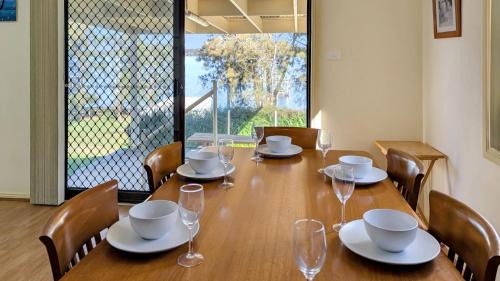 Chill Out at the Basin by Experience Jervis Bay