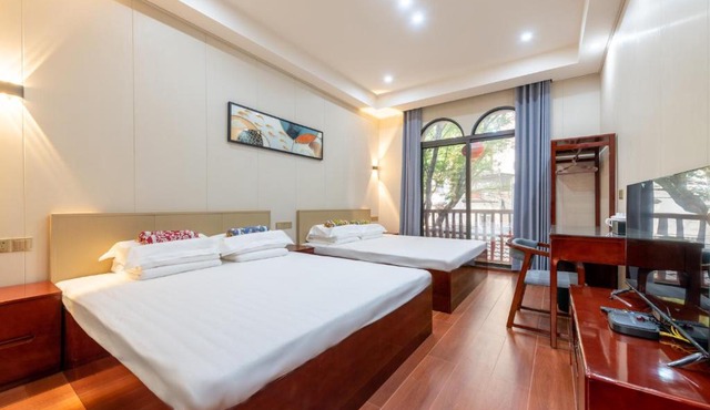 Chongqing Kai Pu Courtyard High-end Mansion Nanbin Road Changjiang Cable Car Store