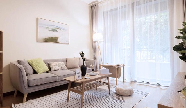 Chongqing Yuzhong·Liziba Station· Locals Apartment 00169360