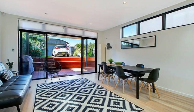 Clovelly/Bronte Shoreside - 4 bedroom house