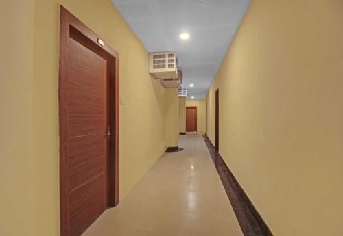 Collection O Hotel Aqua Villa Near Netaji Subhash Chandra Bose International Airport